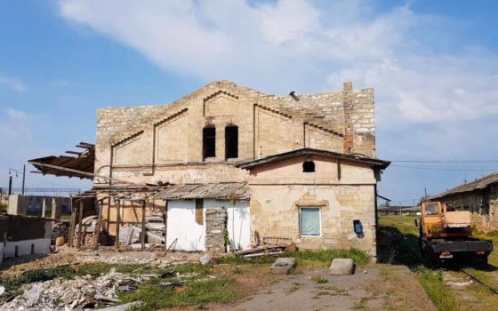 В Одессе “черные регистраторы” при помощи львовского инвентаризатора “увели” здание у железной дороги «фото»