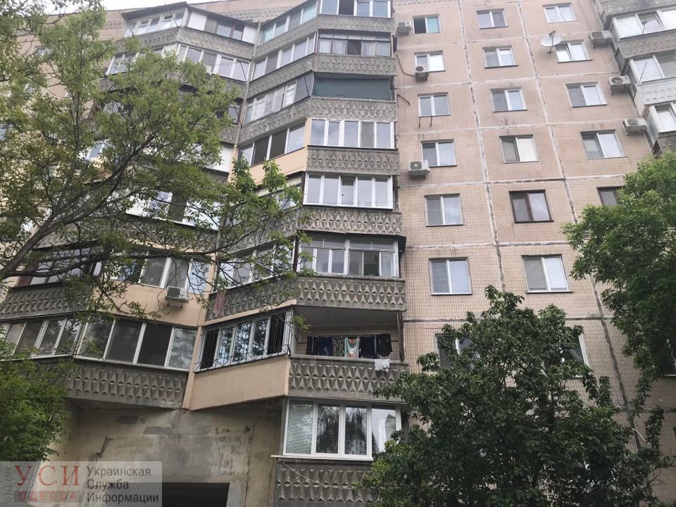 Пожар на поселке Котовского: одесситка погибла, выпрыгнув с балкона на 9 этаже (фото) ОБНОВЛЕНО «фото»