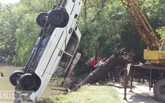В Одесской области утонул автомобиль: погибли двое рыбаков (фото) ОБНОВЛЕНО «фото»
