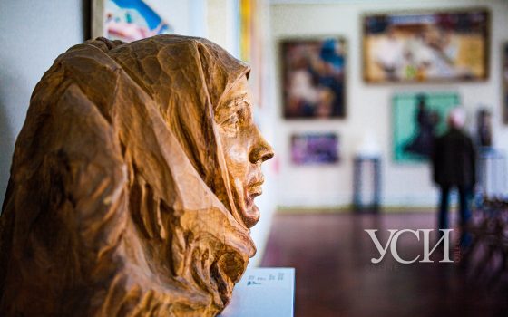 В масках и с дезинфекторами: в Одессе начал работу Художественный музей (фоторепортаж) «фото»