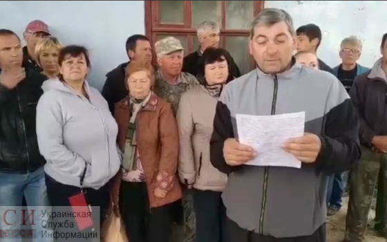 “Мешает бороться с засухой”: фермеры Килии требуют уволить местного чиновника (видео) «фото»