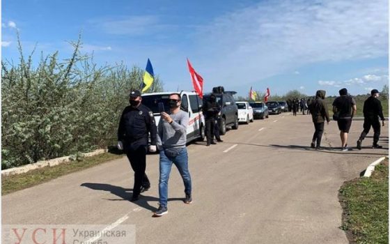 Скандал с автопробегом: таксисты говорят, что их “кинули” на деньги, но организаторы – отрицают (видео) «фото»
