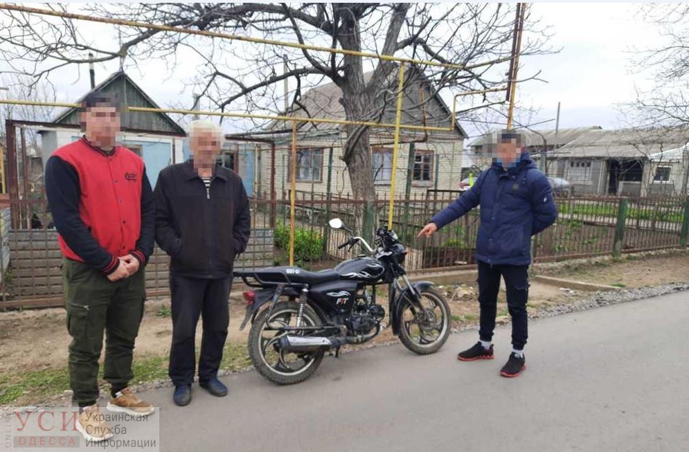 “Срочно нужно ехать”: в Одесской области поймали угонщиков двухколесного транспорта (фото) «фото»