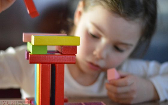 Сокращенный день, дежурные группы и, возможно, справки с работы: как будут работать детские сады в Одессе «фото»