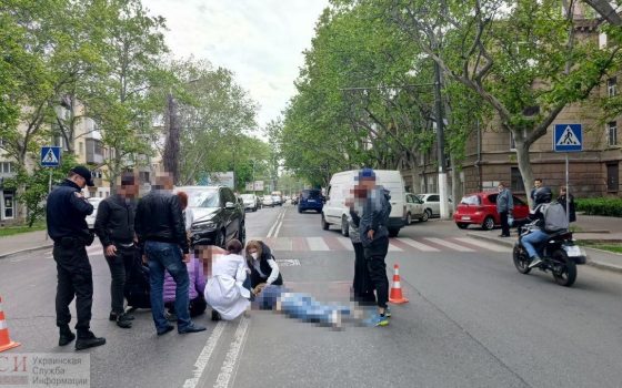 В Одессе на пешеходном переходе сбили пенсионерку с внучкой (фото) «фото»