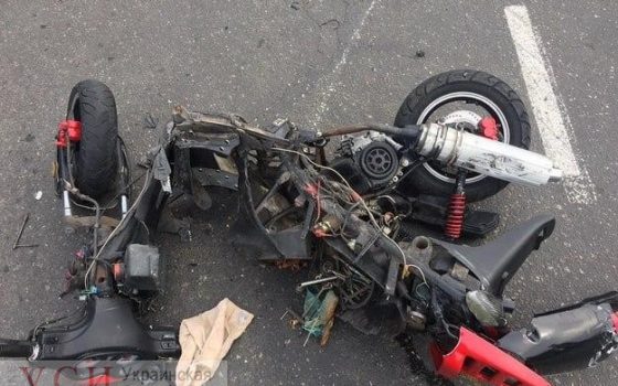 На Балковской иномарка сбила мопед: два человека в больнице (фото) «фото»