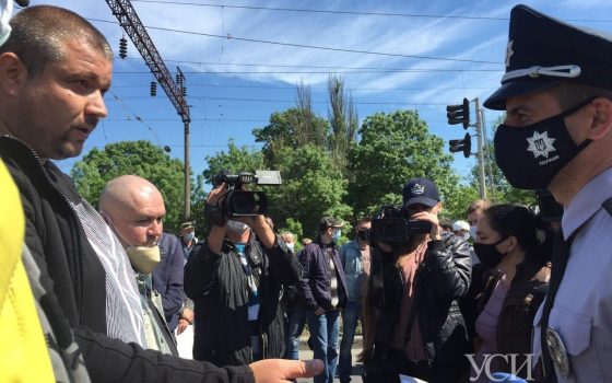 В Черноморске бывшие портовики снова перекроют дорогу «фото»