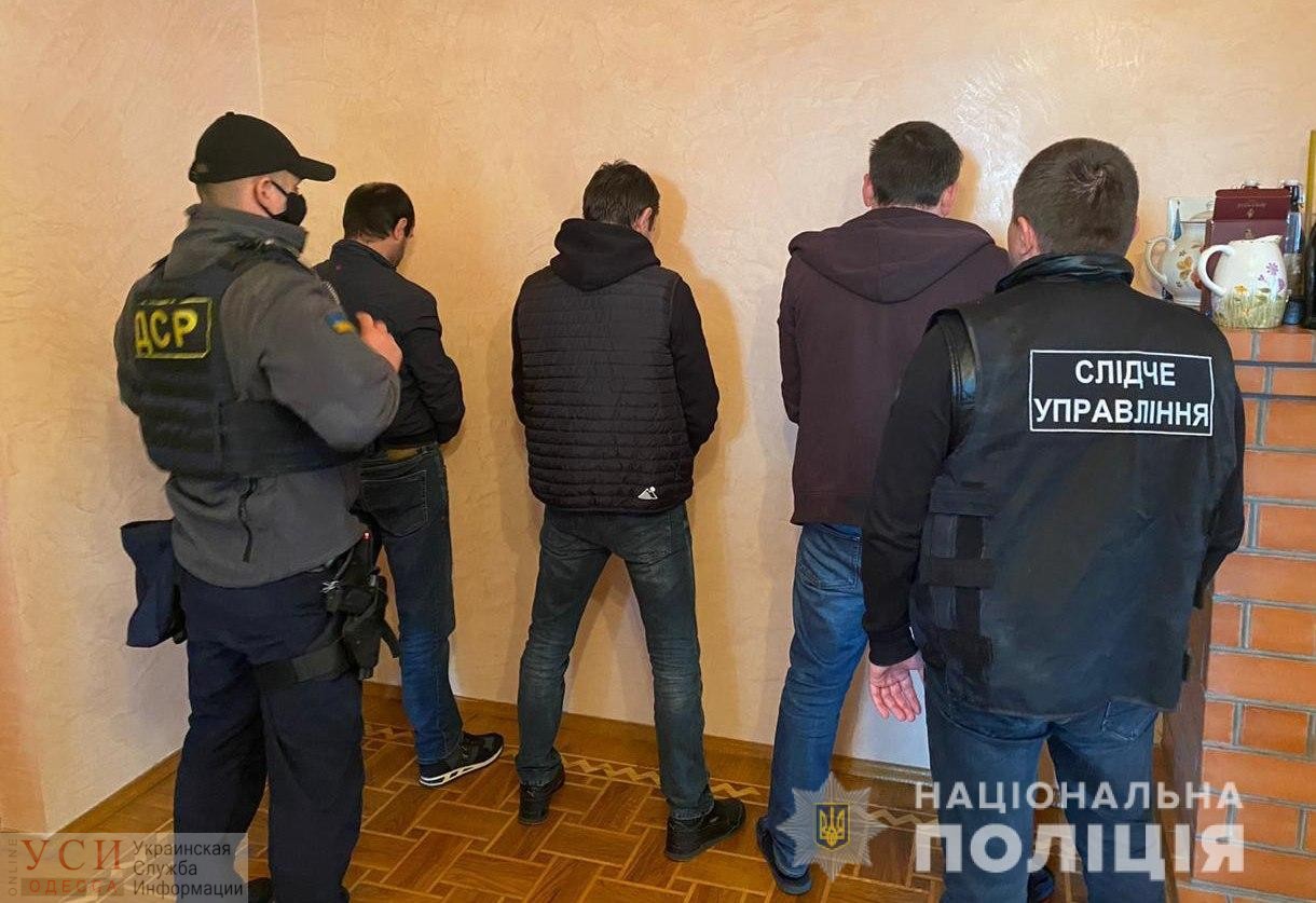 Спецоперация: в Одессе задержали банду домушников (фото, видео) «фото»