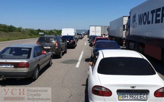 Из-за ремонта Хаджибейской дамбы полиция ограничит движение на трассе Киев – Одесса, где и так гигантские пробки ОБНОВЛЕНО «фото»