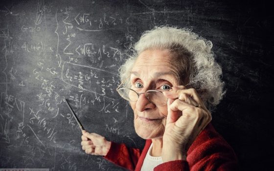 Одесские школы рискуют остаться без опытных учителей: они увольняются из-за договоров на год «фото»