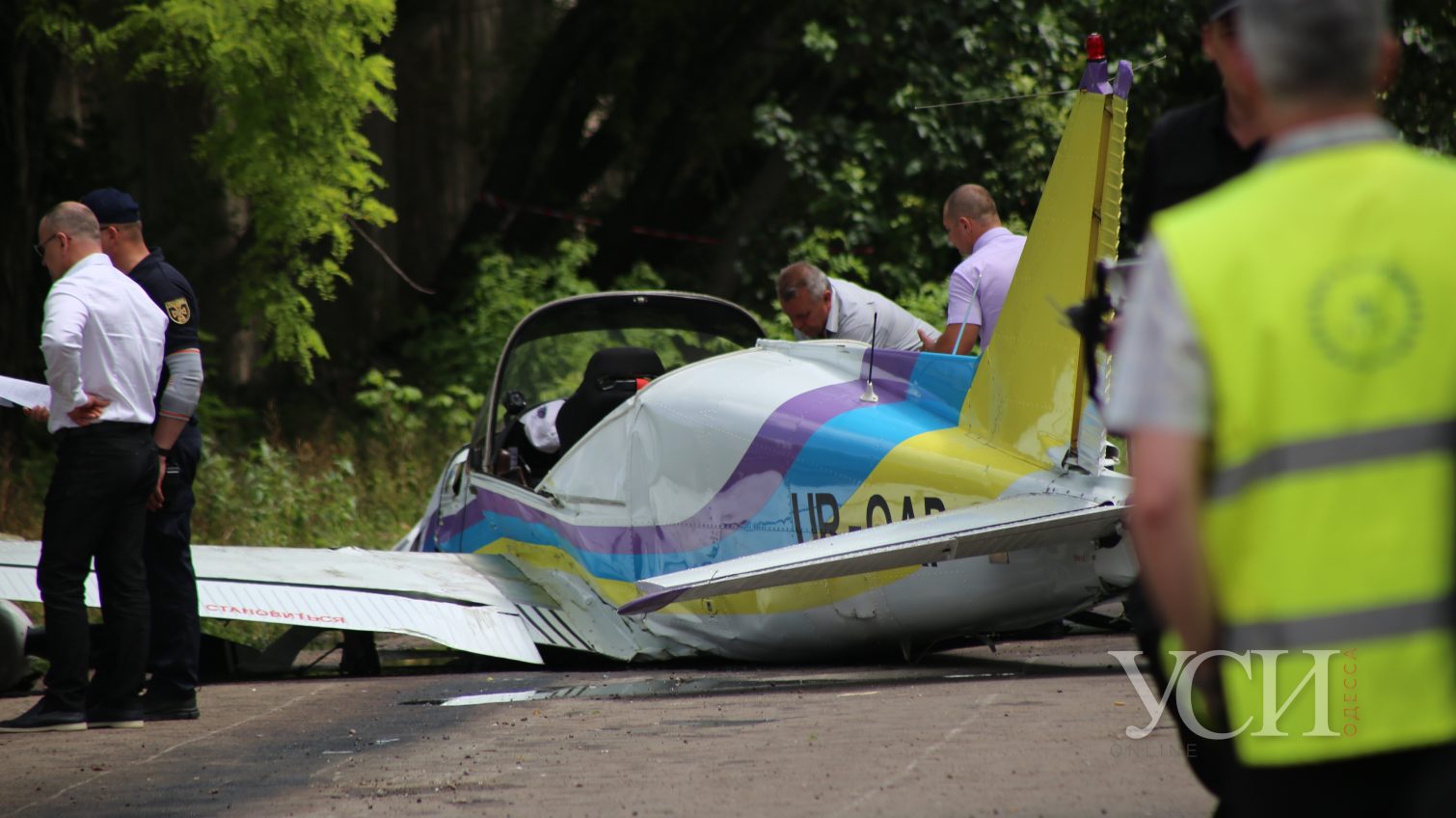 Под Одессой упал прогулочный самолет: оба пилота погибли (фото, прямая трансляция) «фото»