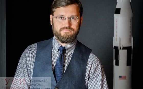 Звездные войны: депутаты требуют уволить “главного по космосу”, а тот зовет их на экскурсию «фото»