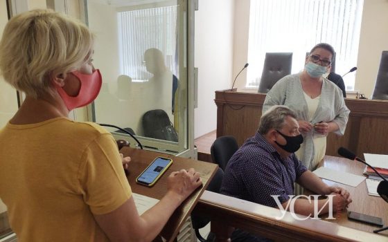 Избивших журналистов “титушек” в санаторий могли поселить только по звонку из ОГА, – свидетель на суде Орлова (фото) «фото»