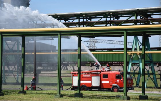 Спасатели провели учения на ОПЗ: по легенде, устраняли прорыв газопровода (фото) «фото»