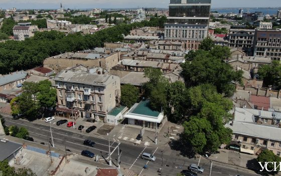 В центре Одессы снесли здание ради торгового центра: рядом памятники архитектуры «фото»