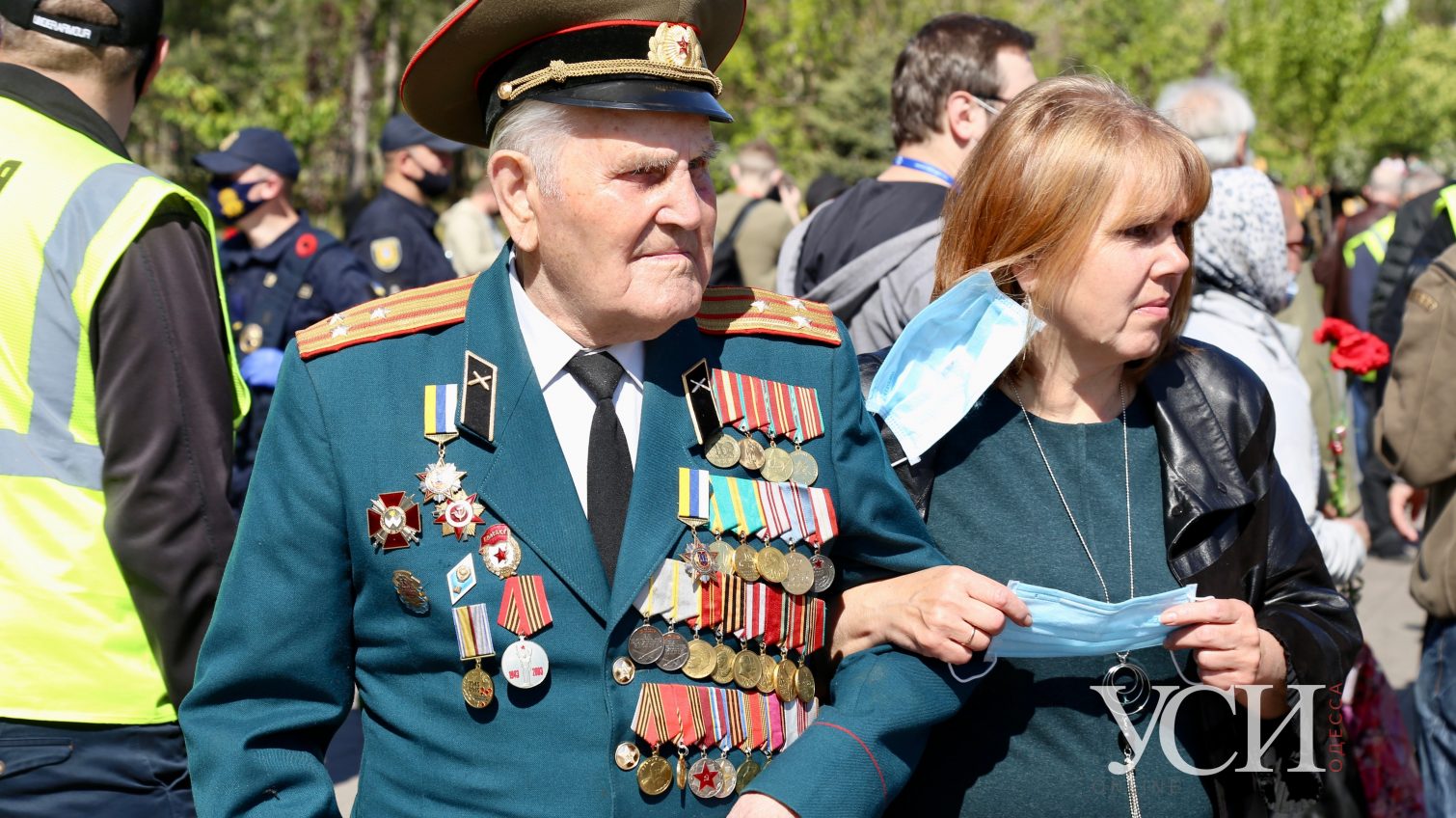 Депутатские баталии: сторонники Труханова вспомнили о ветеранах войны (фото) «фото»