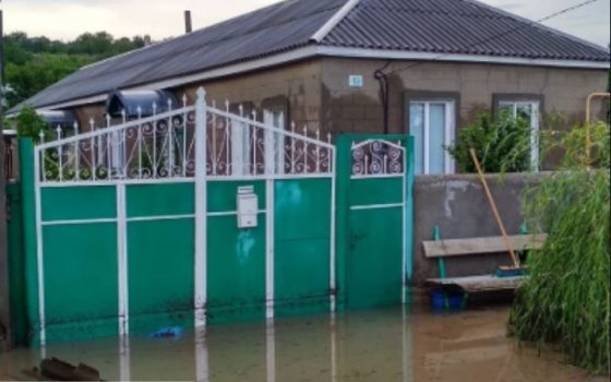 В Одесской области ливень затопил дома и “смыл” асфальт (фото, видео) «фото»