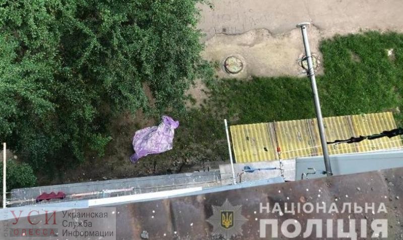 Пожилой мужчина выпрыгнул с балкона дома на Заболотного (фото) «фото»