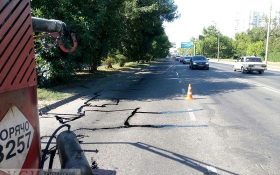 Без велодорожки, но с подъездом к автомойке: новый “депутатский” ремонт дороги на Краснова «фото»
