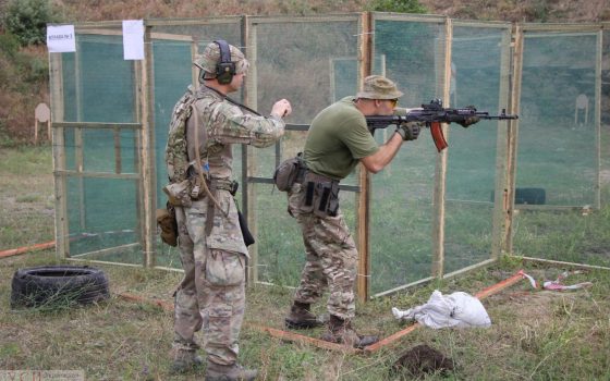 Одесские курсанты-спецназовцы и разведчики оказались лучшими стрелками (фото) «фото»