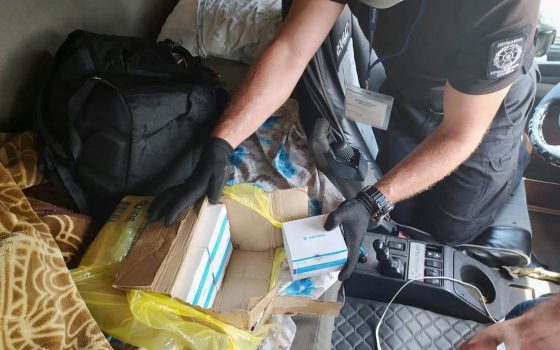 “Коронавирусная” контрабанда: экспресс-тесты хотели провезти через Черноморский рыбпорт (фото) «фото»