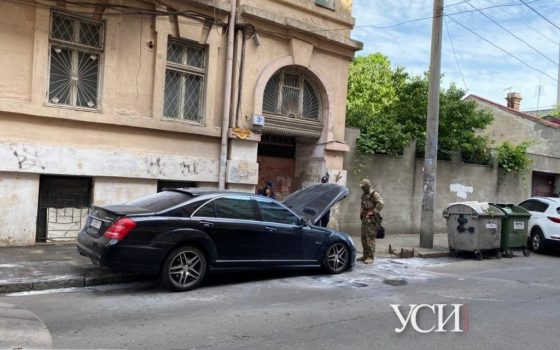 Поджог автомобиля в переулке Катаева: мог произойти взрыв, который погубил бы людей и повредил памятник архитектуры «фото»