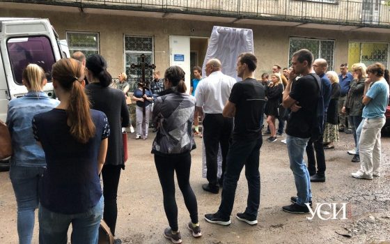 В Одессе простились с бегуньей Екатериной Катющевой, погибшей после марафона на Куяльнике (фото) «фото»