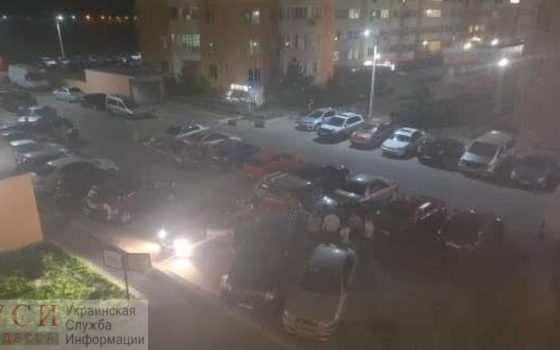 В ЖК на Таирова стреляли: на место выехали патрульные (фото) «фото»