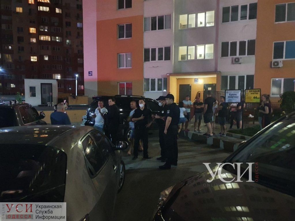 Подробности ночной стрельбы в Радужном: огонь открыл полицейский не при исполнении «фото»