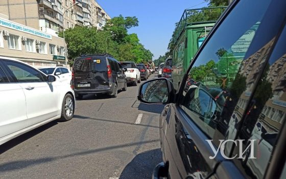 Стоит весь город: после выходных заторы переместились с загородных трасс вовнутрь Одессы «фото»
