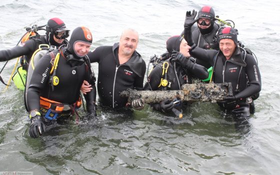 Эхо войны: дайверы нашли у одесского берега пулемет “Максим” (фото) «фото»