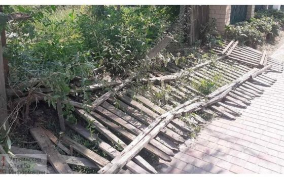 Родители заплатили за ущерб, но двое подростков предстанут перед судом за хулиганство в пьяном виде (фото) «фото»