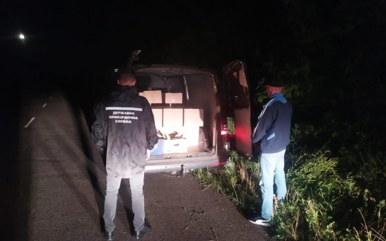 Контрабандиста с сигаретами больше чем на полмиллиона задержали поблизости от Одессы (фото, видео) «фото»