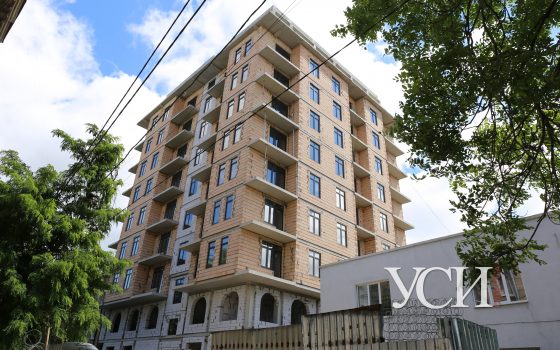 Запланированная семиэтажка возле Успенского собора подросла до 10 этажей (фото) «фото»