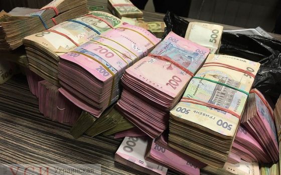 Зарабатывали на бедных: в Одесской области будут судить двоих депутатов «фото»