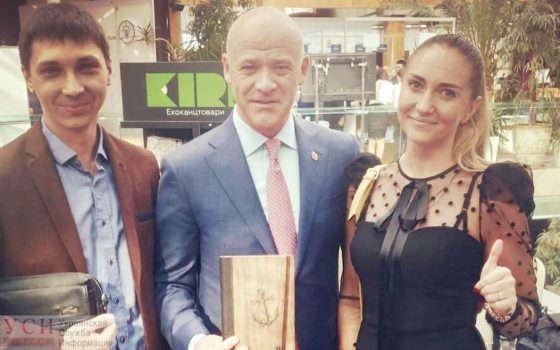 Бюджет для своих? Труханов выделил помощь предпринимателю, который активно получает подряды «фото»