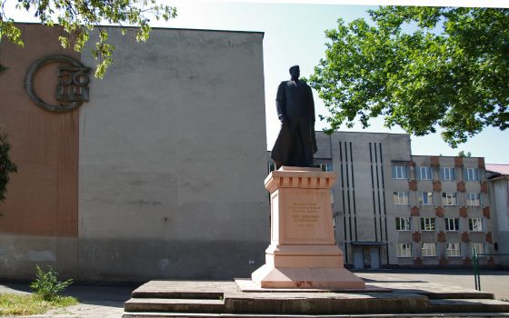 Дорогостоящим ремонтом одесской школы займется фирма с криминальным шлейфом «фото»