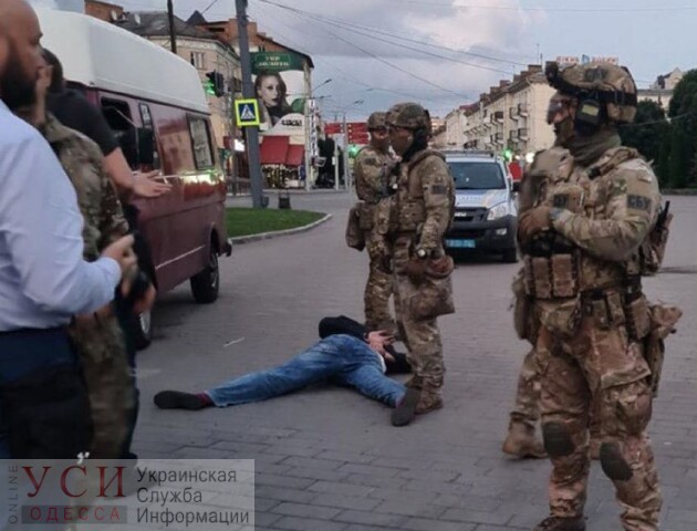 Луцкого террориста Кривоша задержали, заложники свободны «фото»