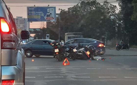 Авария на Люстдорфской дороге: пострадал мотоциклист (фото) «фото»