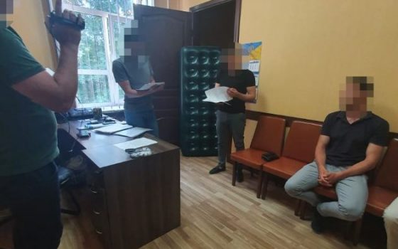 Оборотень в погонах: в банде вымогателей состоял подполковник СБУ (фото) «фото»