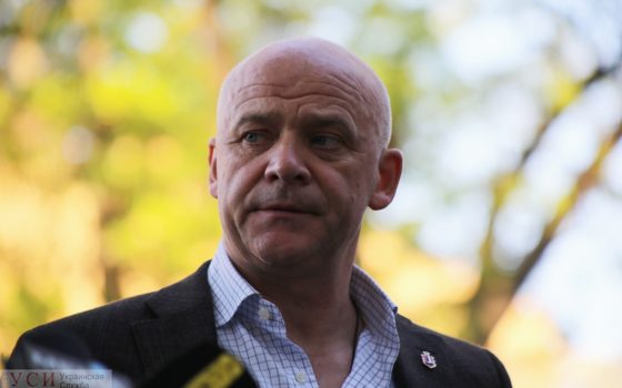 Мэр-водолаз: Труханов запустил рекламу на новости про Delfi «фото»