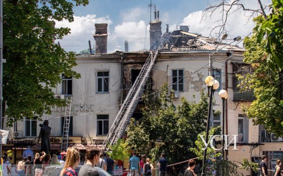 Пожар на Бунина: дом все еще не законсервировали, а жильцы опасаются новых разрушений (фото) «фото»