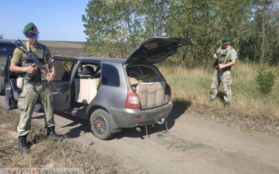 У границы с Молдовой задержали 73-летнего мужчину с грузом контрабандных сигарет (фото) «фото»