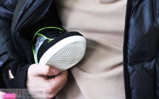 Харьковчанин в Одессе успел за 40 минут дважды обокрасть магазины одежды «фото»