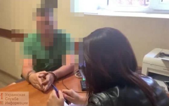 В Одессе задержали мужчину, которого подозревают в изнасиловании школьницы (видео) «фото»