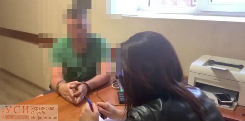В Одессе задержали мужчину, которого подозревают в изнасиловании школьницы (видео) «фото»
