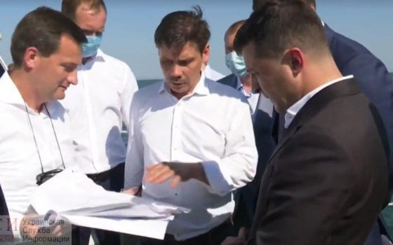 Президенту дали слово убрать Delfi с пляжа в Одессе, но не точно 20 июля «фото»