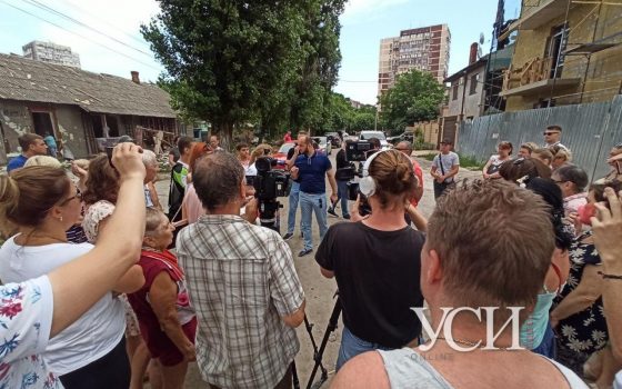 На Тульской произошел конфликт местных жителей с застройщиком (прямая трансляция, фоторепортаж) «фото»