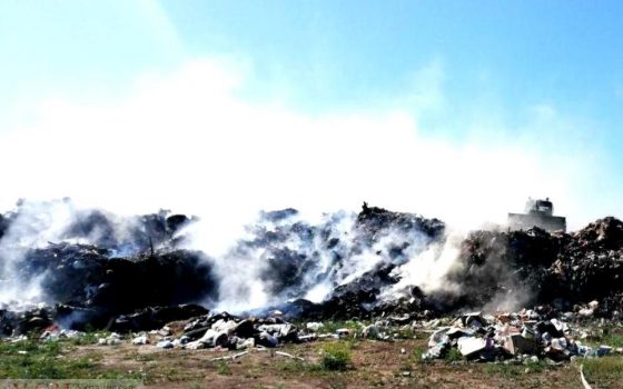 В Одесской области горела мусорная свалка – ее тушили шесть часов (фото) «фото»