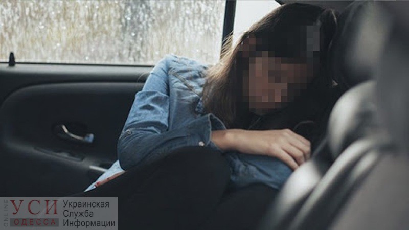 В Усатово парень пытался изнасиловать девушку в украденной машине «фото»